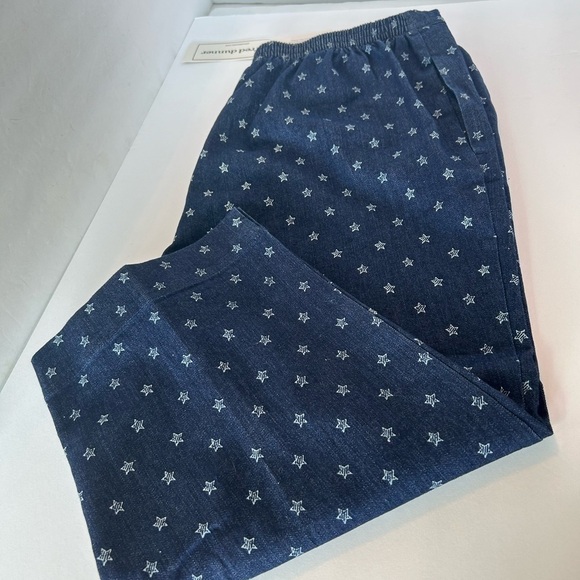 NWT Alfred Dunner Blue Jean Capris with Stars Design - Picture 10 of 12